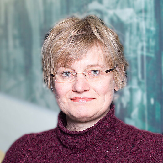 Bild von Dr. med. Andrea Pullwitt (Leiterin der Tagesklinik in der Klinik für Psychia­trie, Psycho­therapie und Psycho­somatik am KKH Erfurt)
