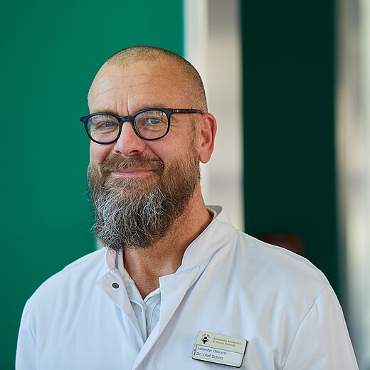 Bild von Dr. med. Olaf Scholz (Ltd. Oberarzt in der Klinik für Allgemein-, Visceral-, Thorax- und Gefäßchirurgie am KKH Erfurt)
